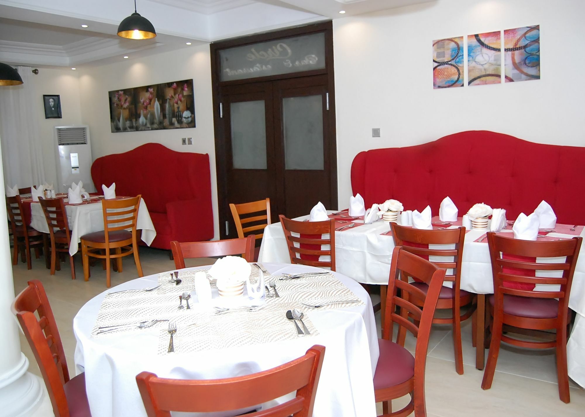 The Montrose Hotel Lekki Luaran gambar