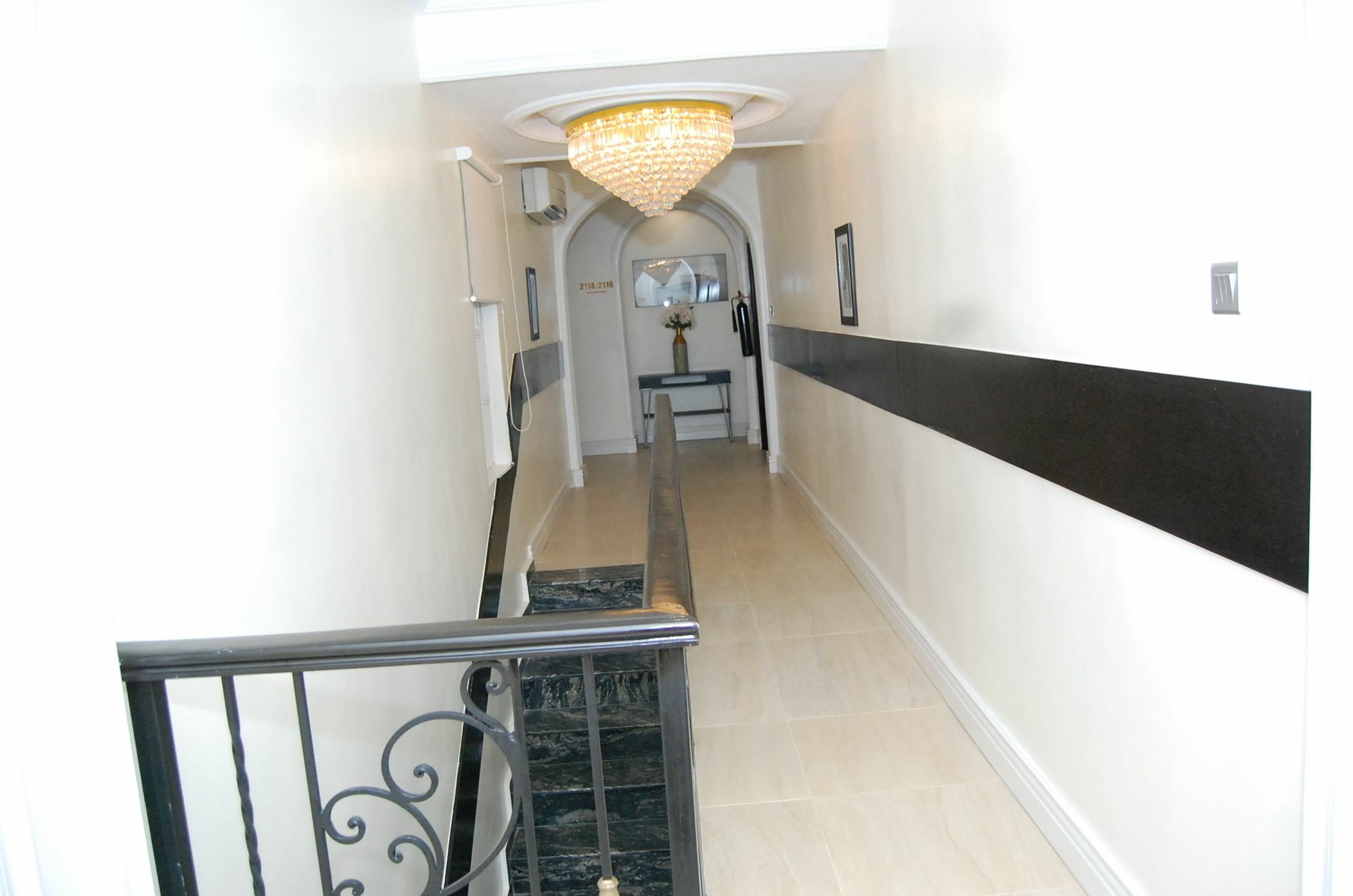 The Montrose Hotel Lekki Luaran gambar